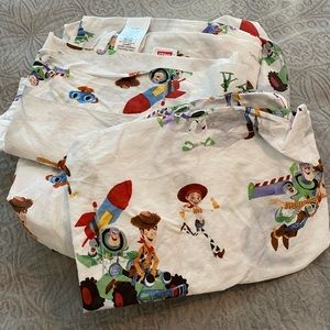 Pottery Barn Kids Toy Story bedding!
